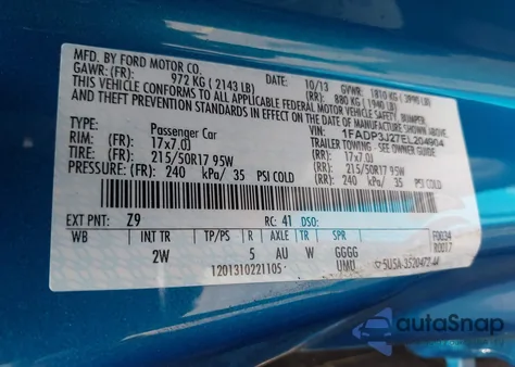 2014 Ford Focus Titanium z USA, uszkodzony, nr VIN 1FADP3J27EL204904